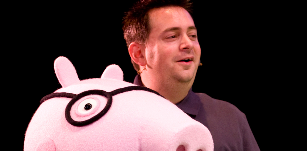 Philip Simon performing in Peppa Pig's Party