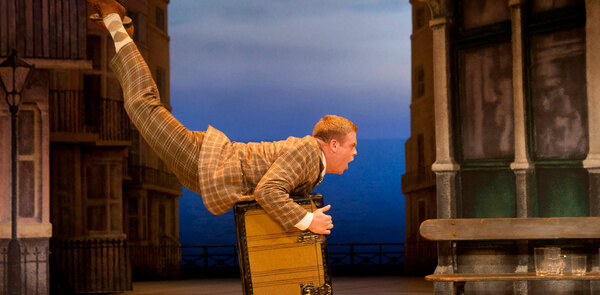 One Man, Two Guvnors to close in 2014
