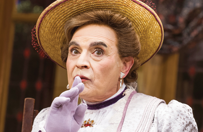 David Suchet as 
Lady Bracknell in 
The Importance of 
Being Earnest at the Vaudeville Theatre, London. Photo: Tristram Kenton