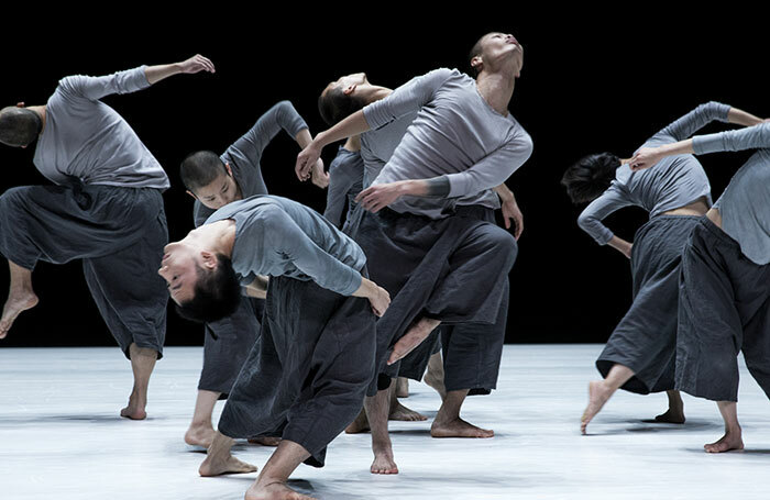 Tao Dance Theatre's 9 at Sadler's Wells, London. Photo: Fan Xi