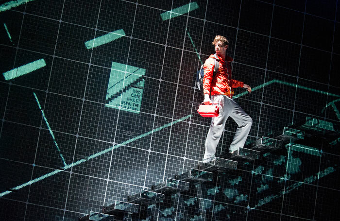 The Curious Incident of the Dog in the Night-Time to close in West End