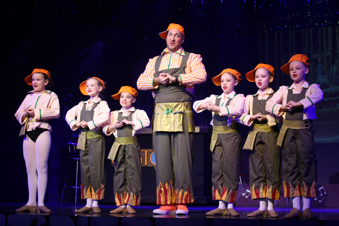 The cast of Beauty and the Beast at Motherwell Theatre