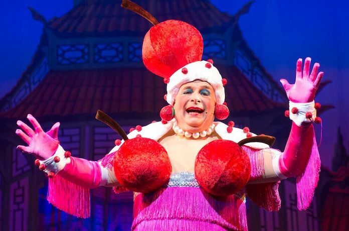 Christopher Biggins in Aladdin at Churchill Theatre