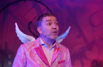 Exeter Northcott boss steps in to save pantomime press night