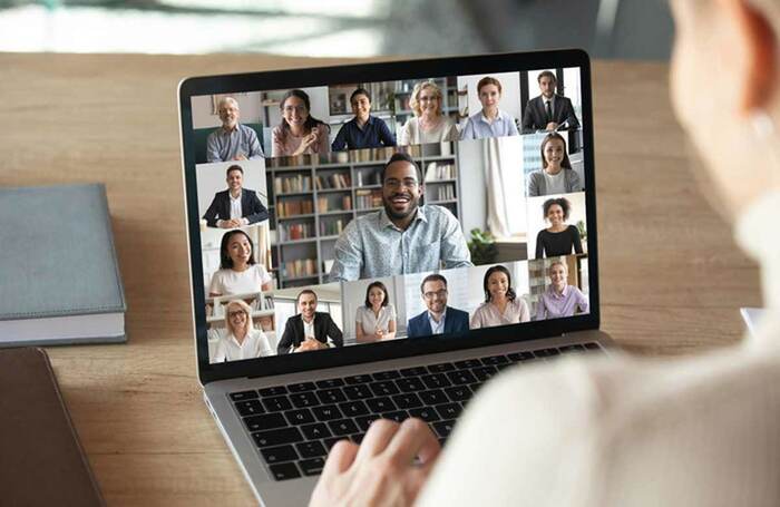 Online meetings have enabled teachers and students to continue face-to-face communication. Photo: Shutterstock
