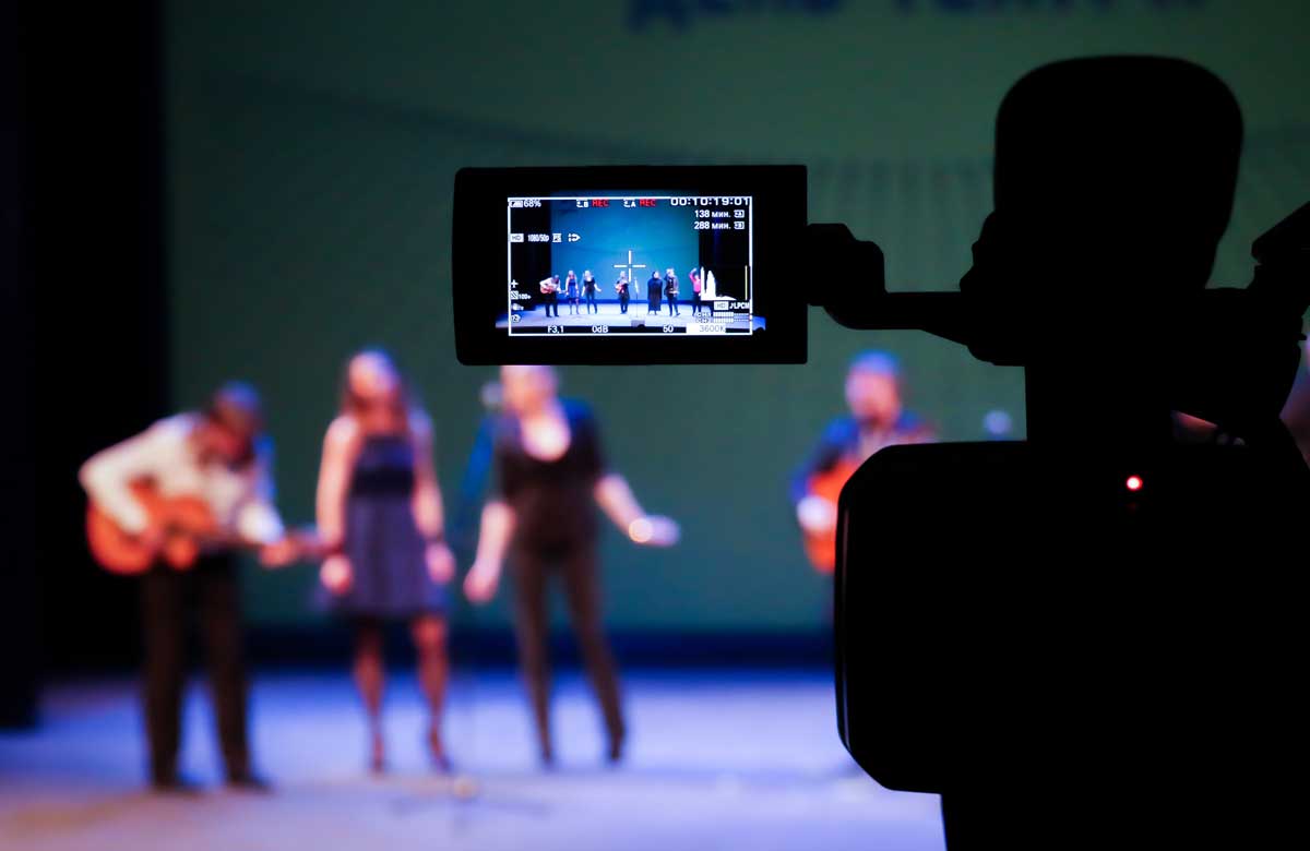 The two unions are in disagreement over who represents actors in streamed theatre. Photo: Shutterstock