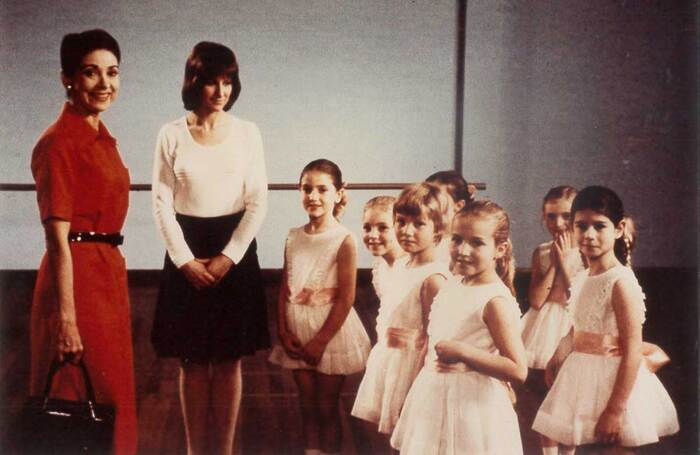 Margot Fonteyn (left) at the Royal Academy of Dance in 1972. Photo: Felix Fonteyn