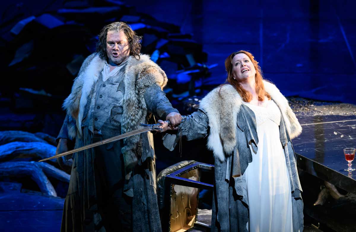 Stuart Skelton and Emily Magee in Die Walküre at the Royal Opera House in 2018. Photo: Bill Cooper
