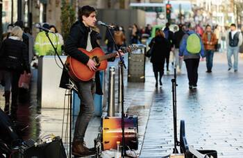 Busking code of conduct developed to protect ‘under threat’ performers