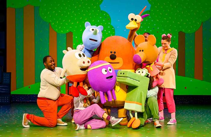 Clarke Joseph-Edwards, Sarah Palmer, Vinnie Monachello, Benedict Hastings, Kaidyn Niall Hinds, Lunga Anele-Skosana and Jane Crawshaw in Hey Duggee: The Live Theatre Show at Royal Festival Hall, London. Photo: James Watkins