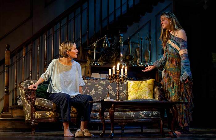 Sarah Paulson and Elle Fanning in Appropriate at Helen Hayes Theater, Broadway. Photo: Joan Marcus