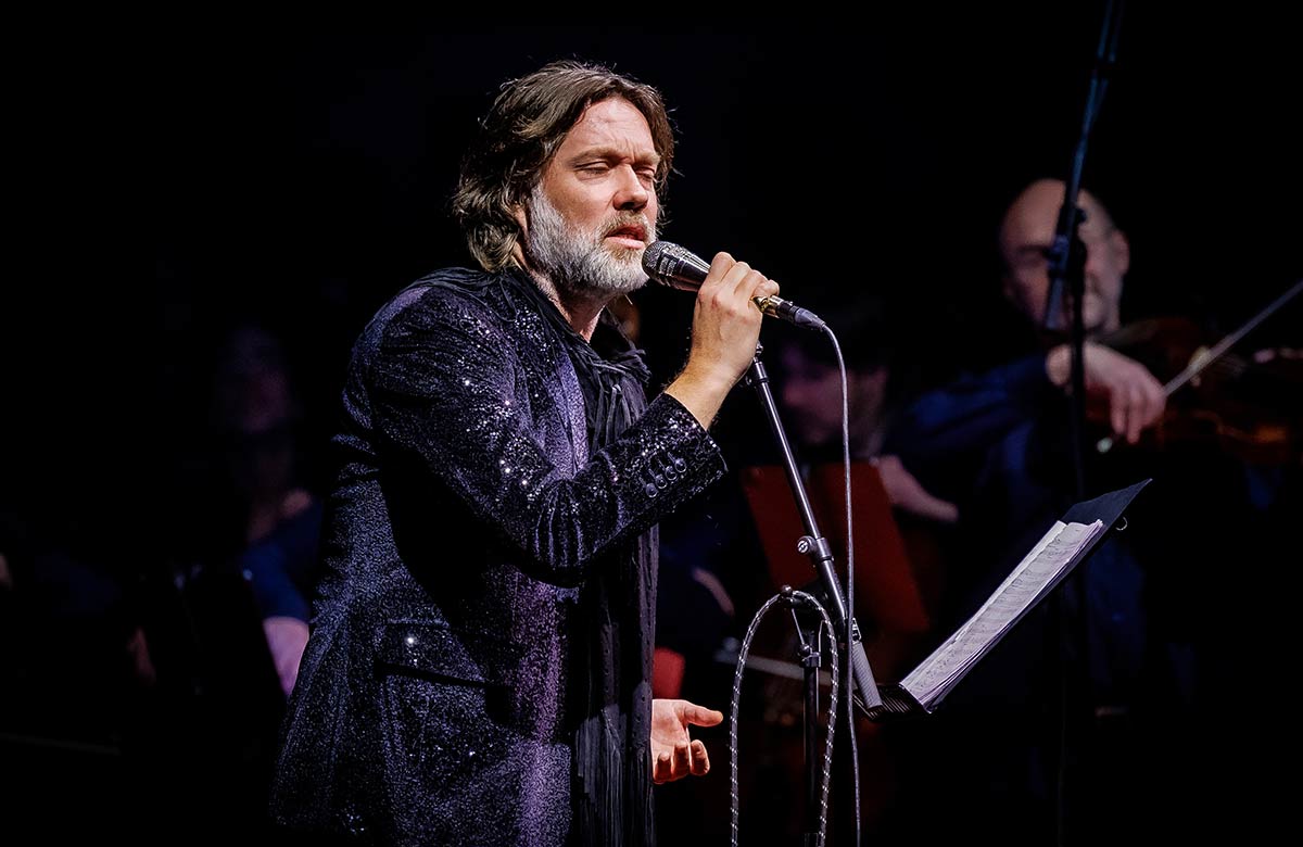 Rufus Wainwright: Brexit bias partly to blame for Opening Night early closure